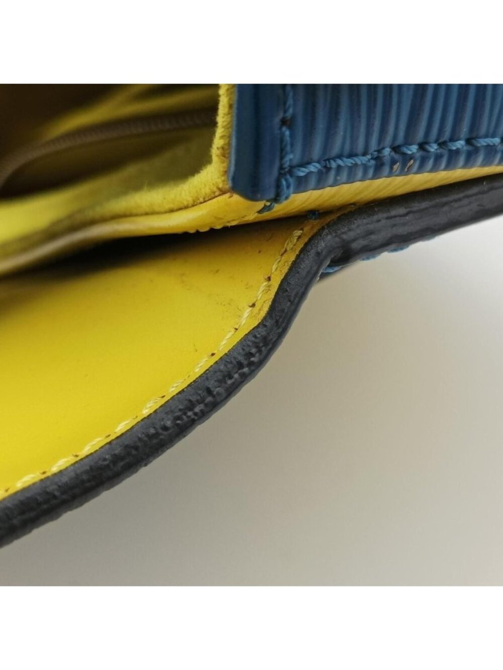 ★SOLD★ Louis Vuitton Eden PM Yellow Blue Epi Messenger Bag - Picture 14 of 15